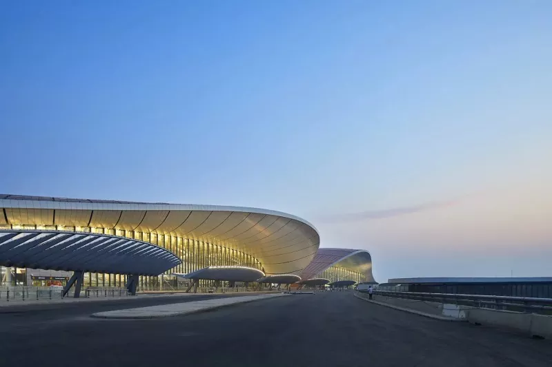 Terminal Kubwa ya Chuma Iliyotengenezwa Tena